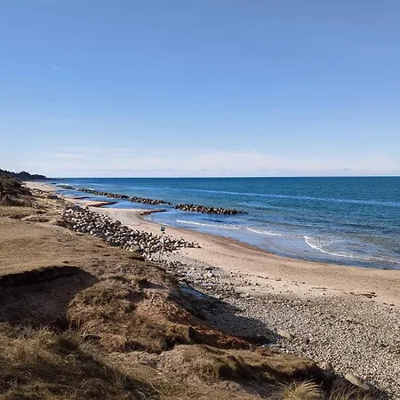 8 Person In Gilleleje-by Traum جيليليه