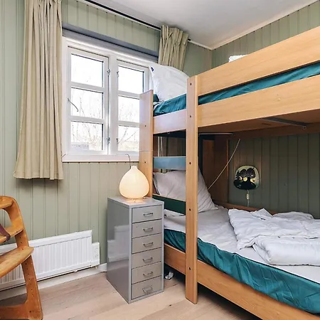 8 Person In Gilleleje-by Traum Gilleleje